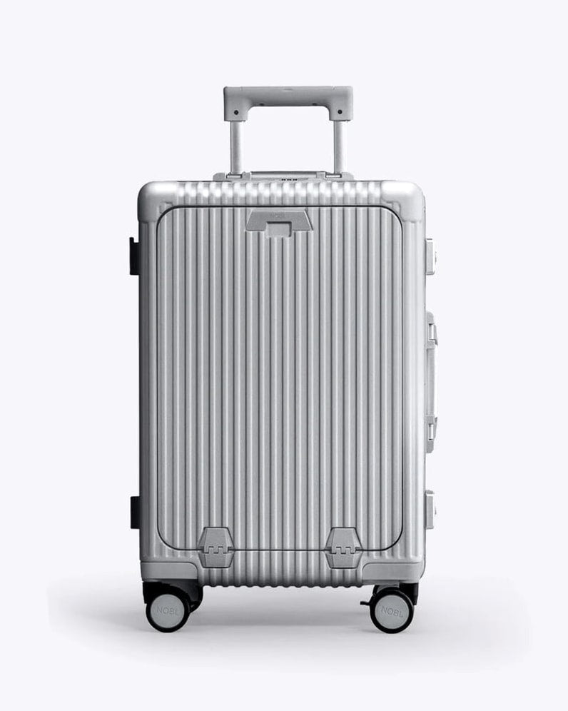 Carry-On: All-in-One 19" — Voyager Elite