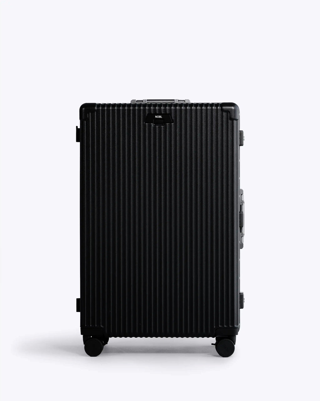 Check-In: All-In-One 28" — Voyager Elite