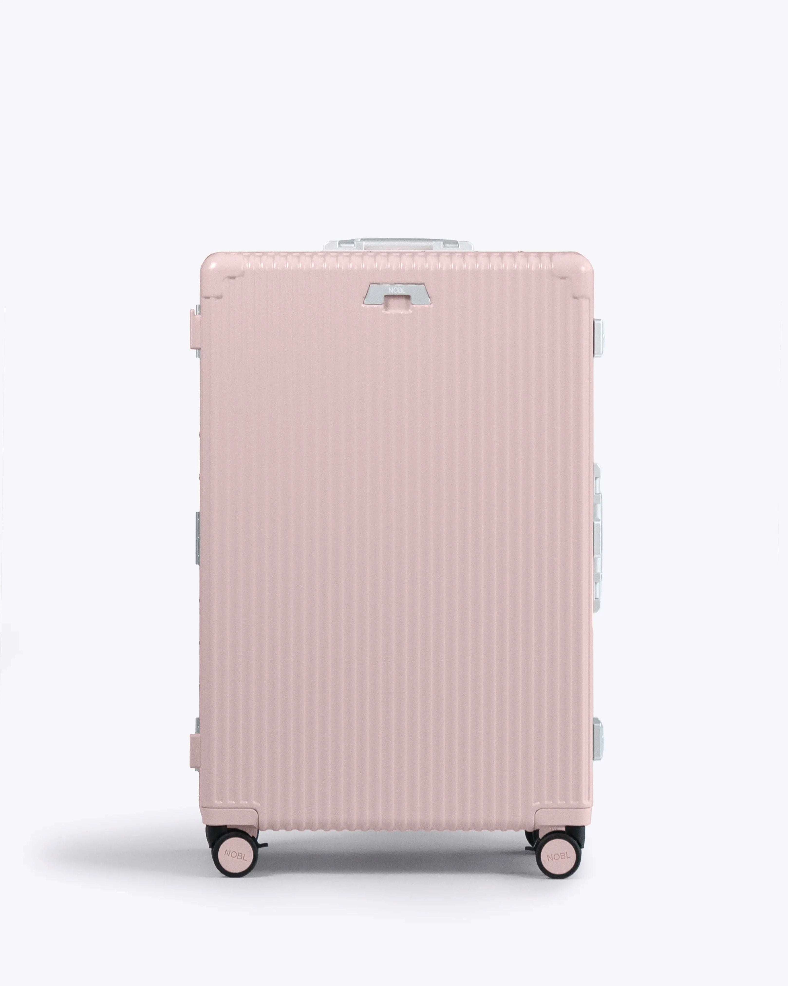 Check-In: All-In-One 28" — Voyager Elite