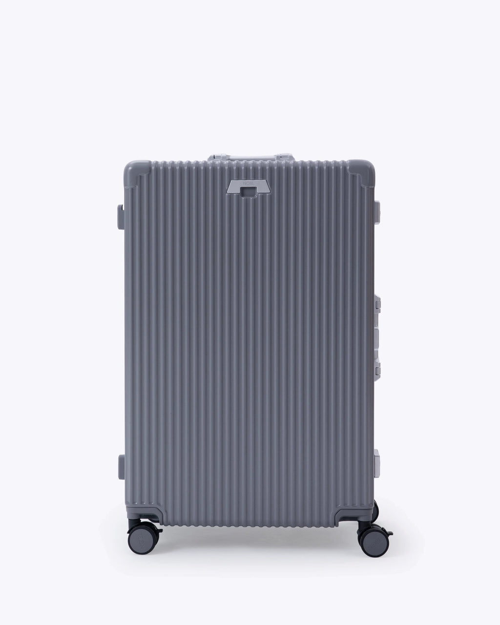 Check-In: All-In-One 28" — Voyager Elite