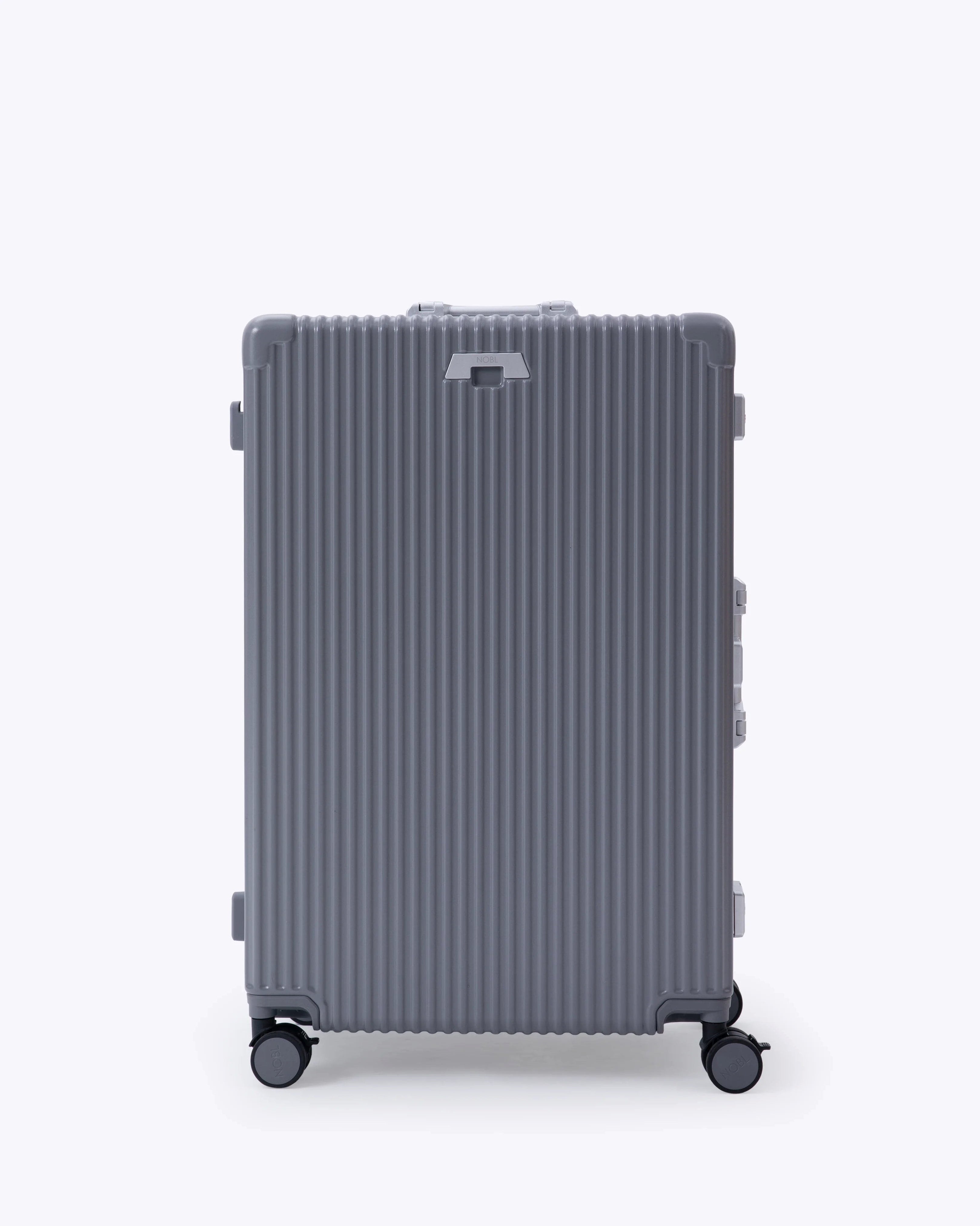 Check-In: All-In-One 28" — Voyager Elite