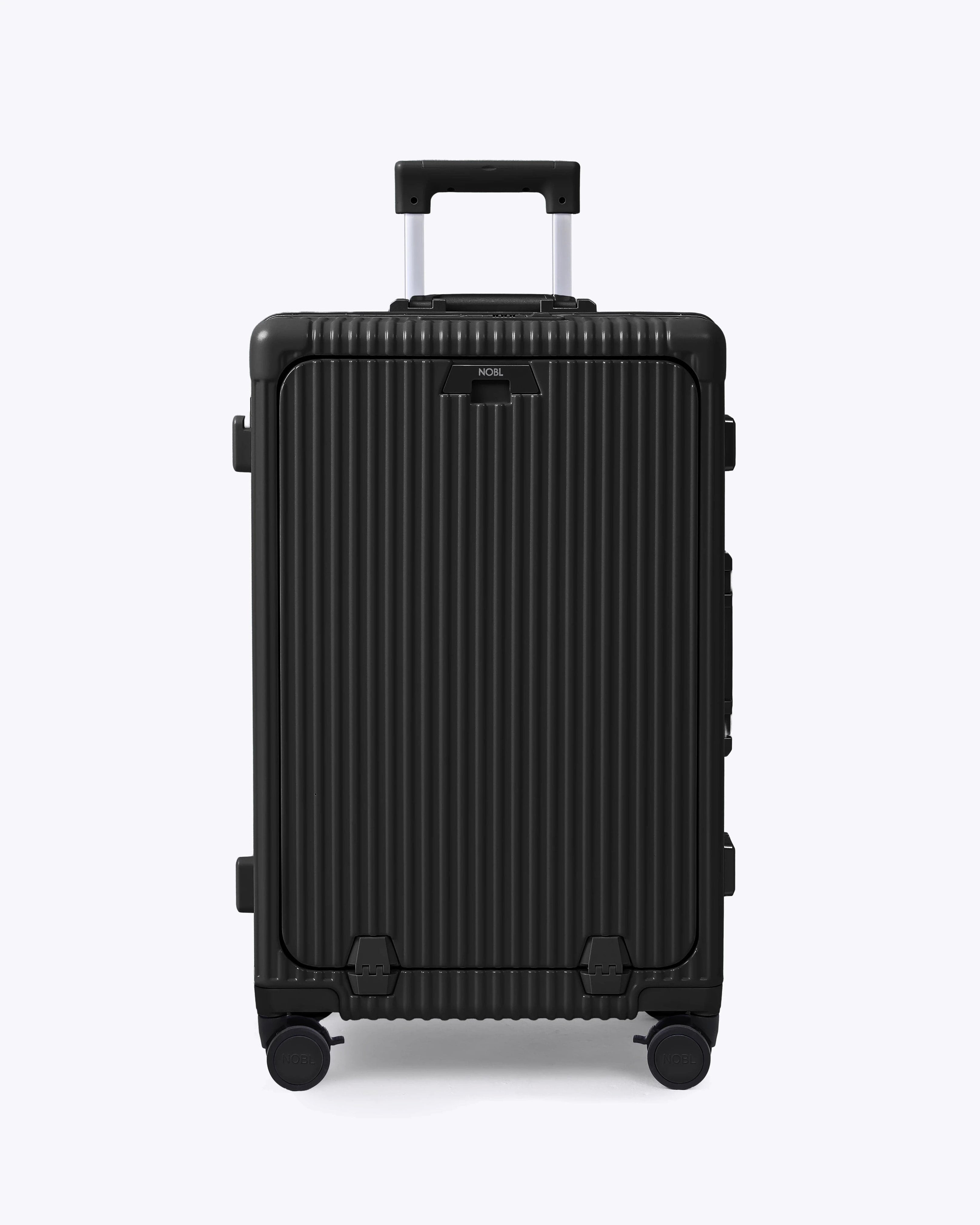 Check-In Medium: All-In-One 24" — Voyager Elite